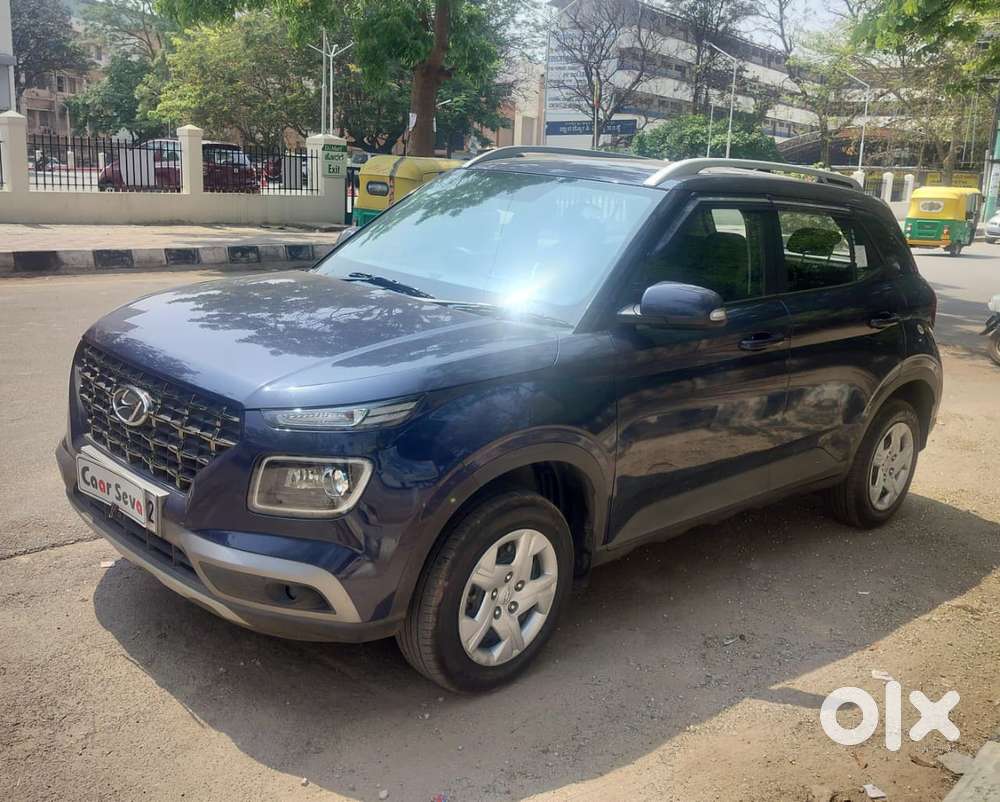 Hyundai Venue 1.2 S Plus, 2020, Petrol