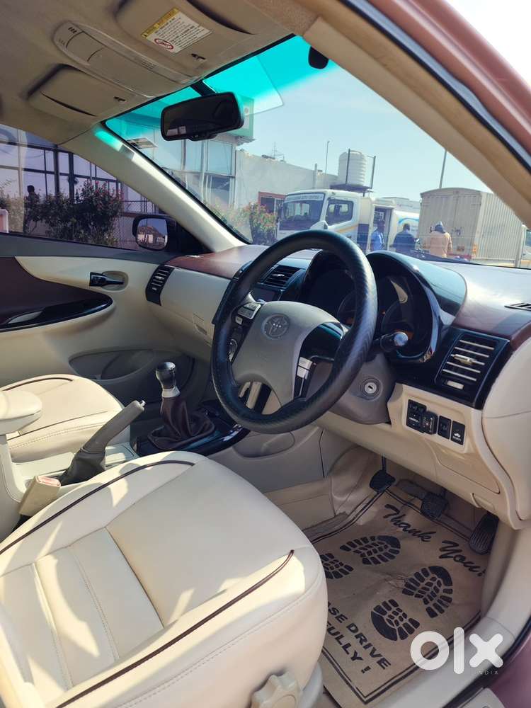 Toyota Corolla Altis 2010