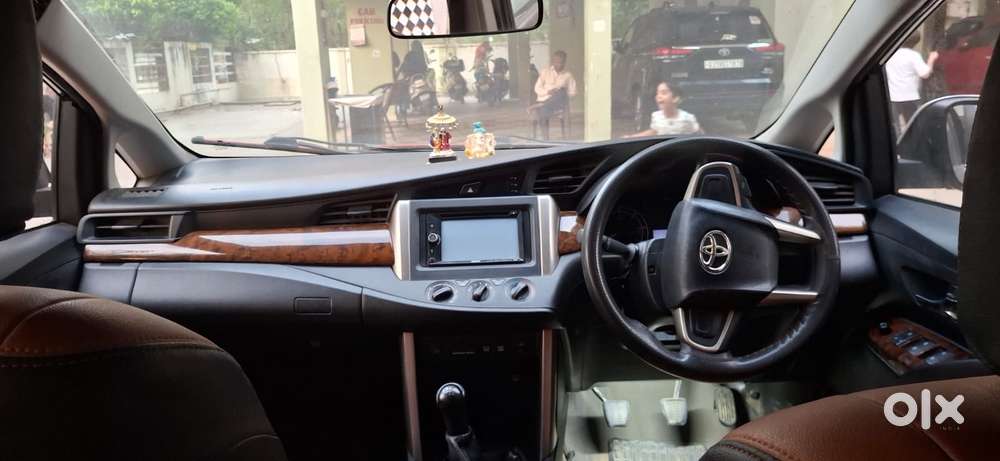 Toyota Innova Crysta 2.4 G Mt, 2017, Diesel