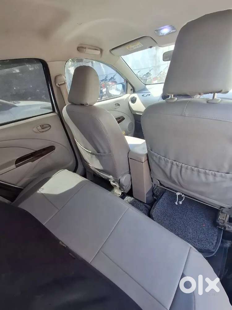 Toyota Etios Liva 2015