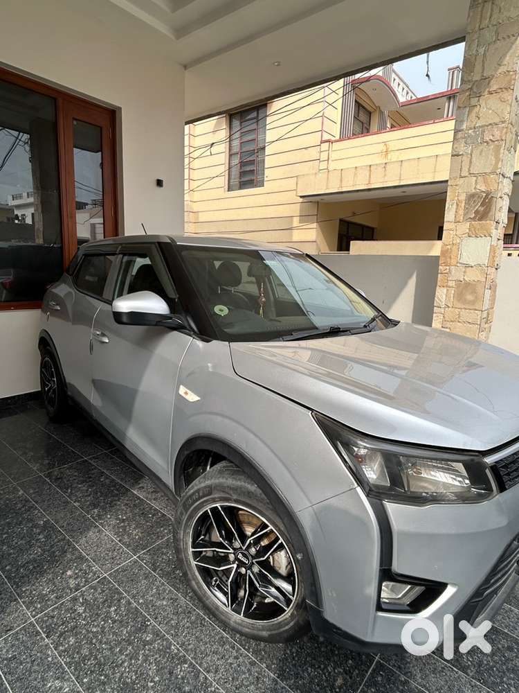 Xuv 300 Grey Color