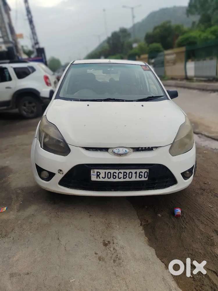Ford Figo Diesel Titanium 2011 Second Owner