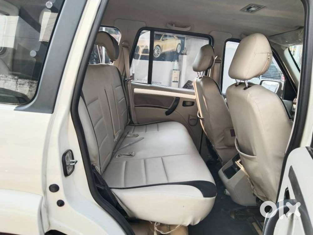 Mahindra Scorpio S10, 2016, Diesel