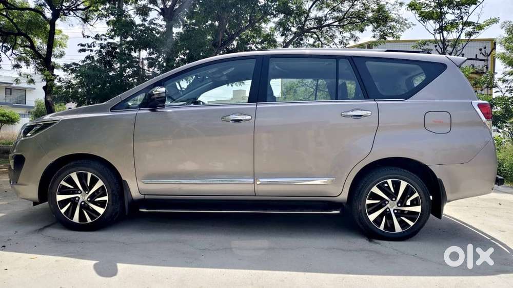 Toyota Innova Crysta 2.4 Z 7 Str, 2022, Diesel