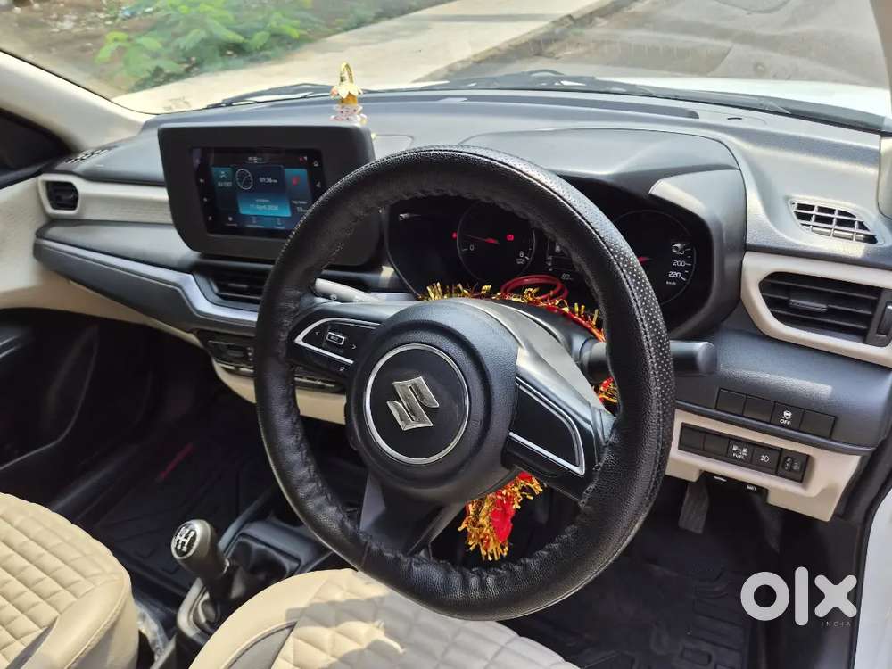 Maruti Suzuki Dzire 2025 Cng & Petrol 22500 Km Driven