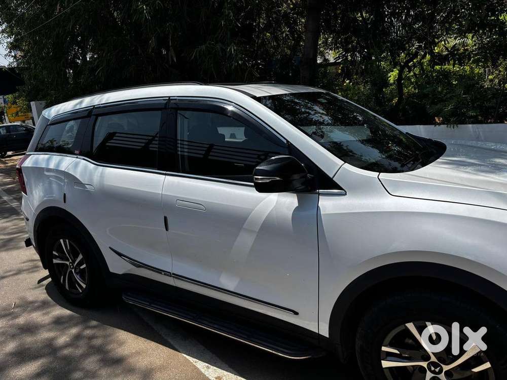 Mahindra Xuv700 2024 Diesel Good Condition With Extended Warranty