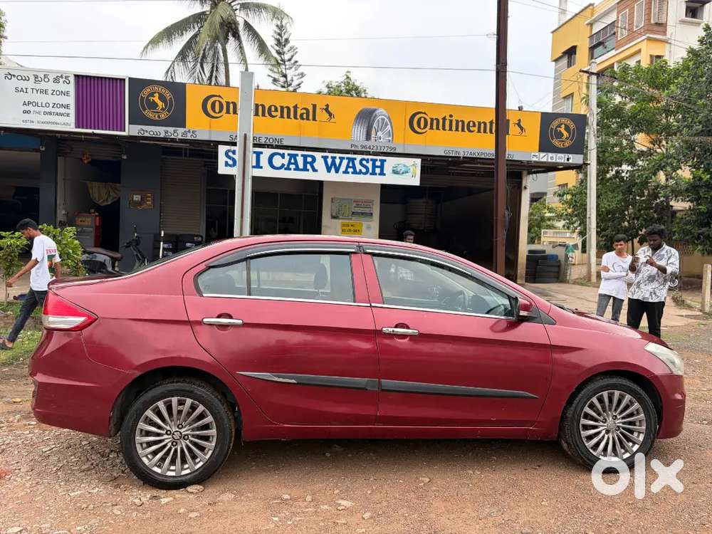 20+ Mileage With Company Allowheels Pearl Red Colour