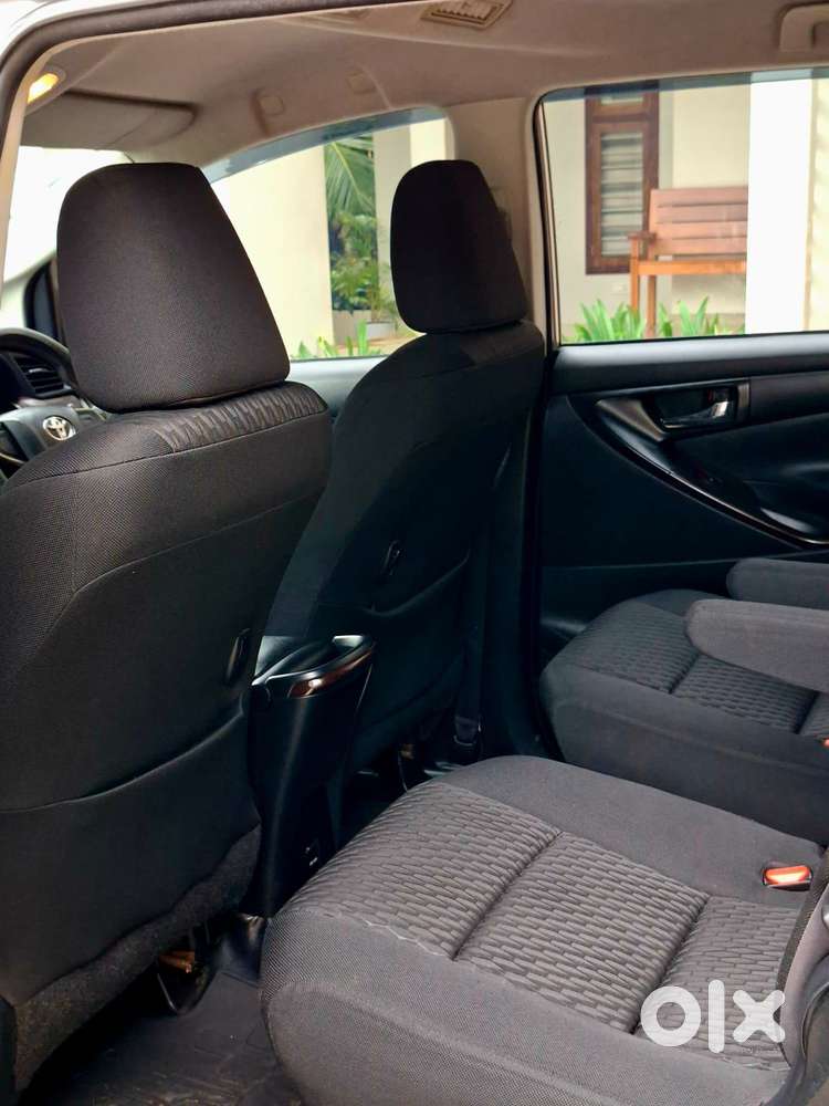 Toyota Innova Crysta 2.8 Gx At 7 Str, 2017, Diesel