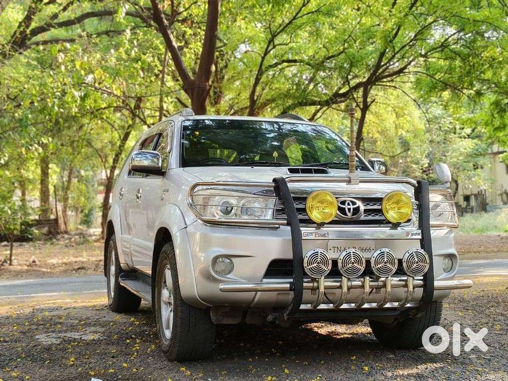 Toyota Fortuner 3.0 4x4 Manual, 2011, Diesel