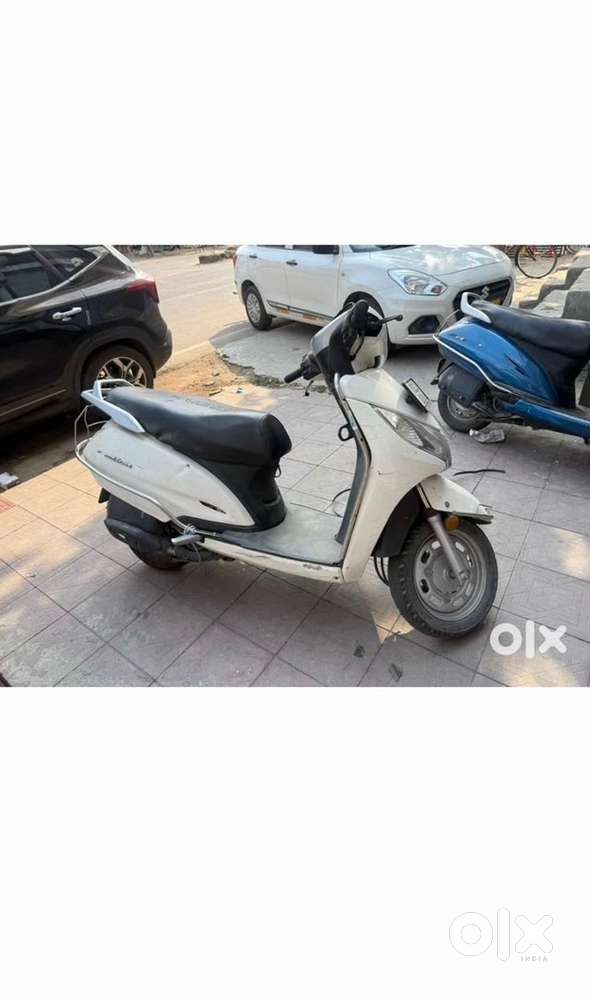 Honda Elevate Petrol Mt 2019