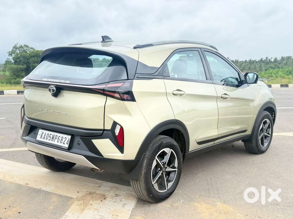 Tata Nexon Creative Plus 1.2 Revotron Petrol 6 Amt, 2025, Petrol