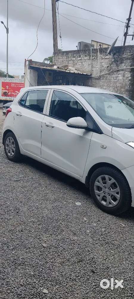 Hyundai Grand I10 Magna 2015 Car