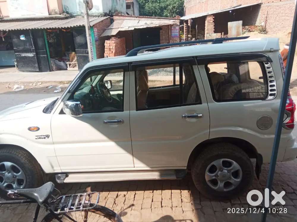 Mahindra Scorpio 2012 Diesel 195000 Km Driven