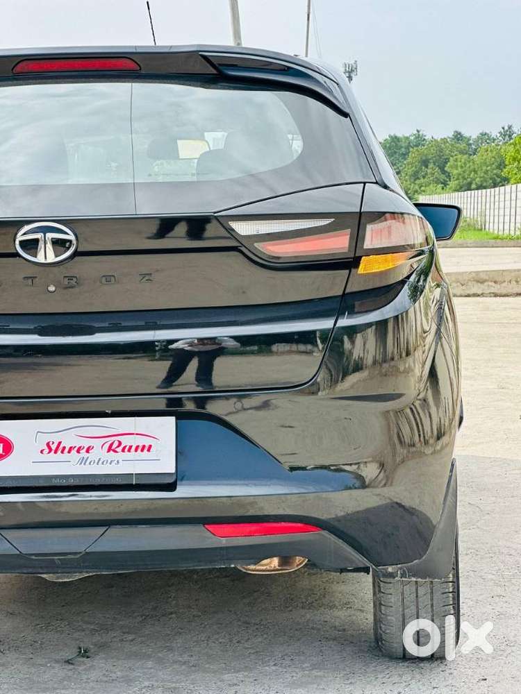 Tata Altroz 1.2 Xt Dark Edition Petrol, 2023, Petrol