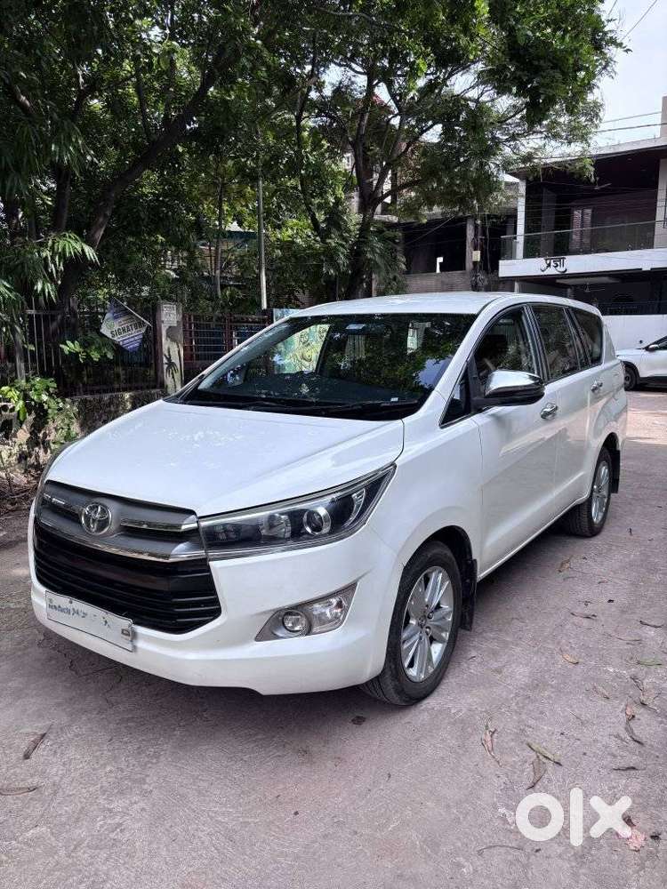Toyota Innova Crysta 2.8z Automatic, 2019, Diesel