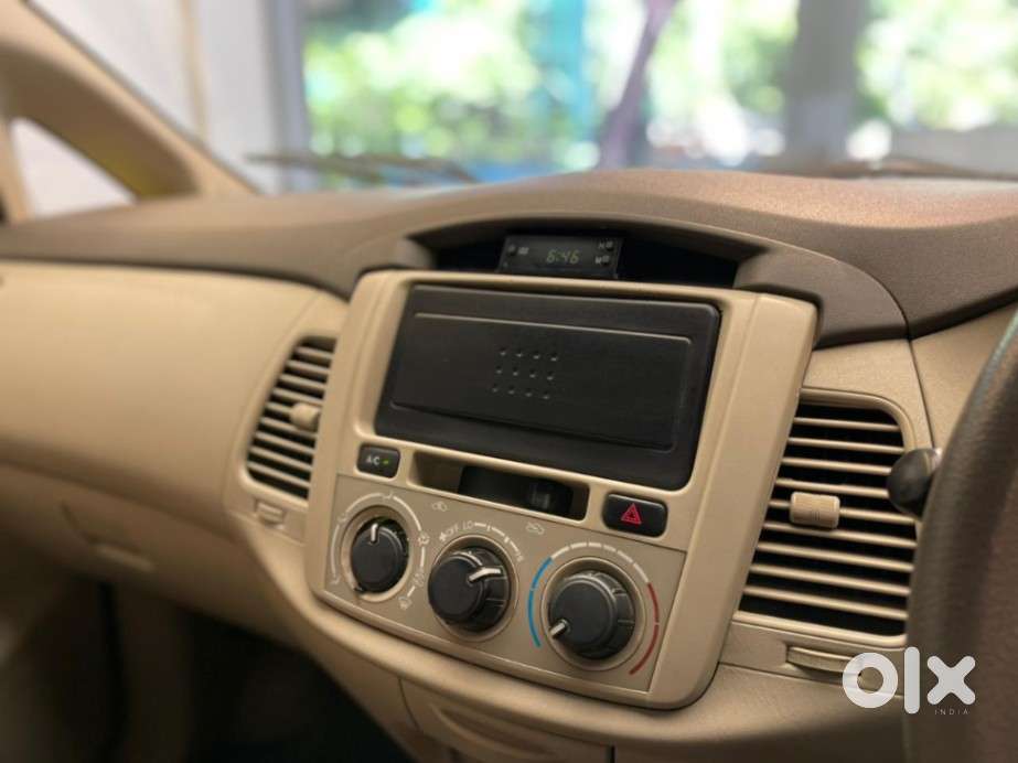Toyota Innova 2.5 G (diesel) 8 Seater, 2013, Diesel