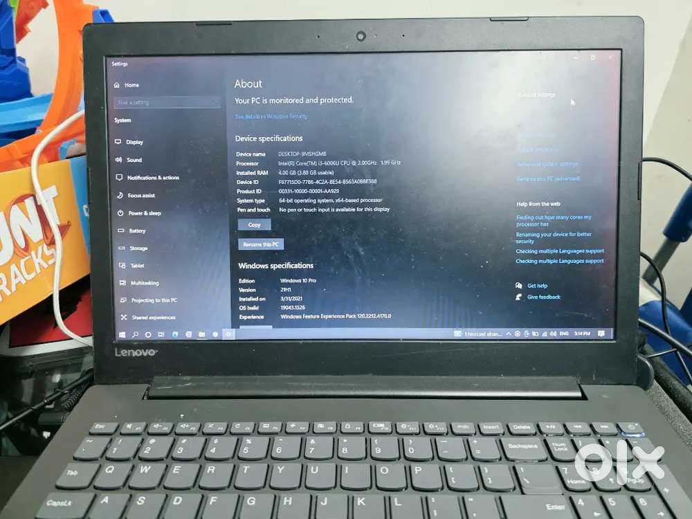 Lenovo i3-6006U Windows 10 pro 1 TB HDD
