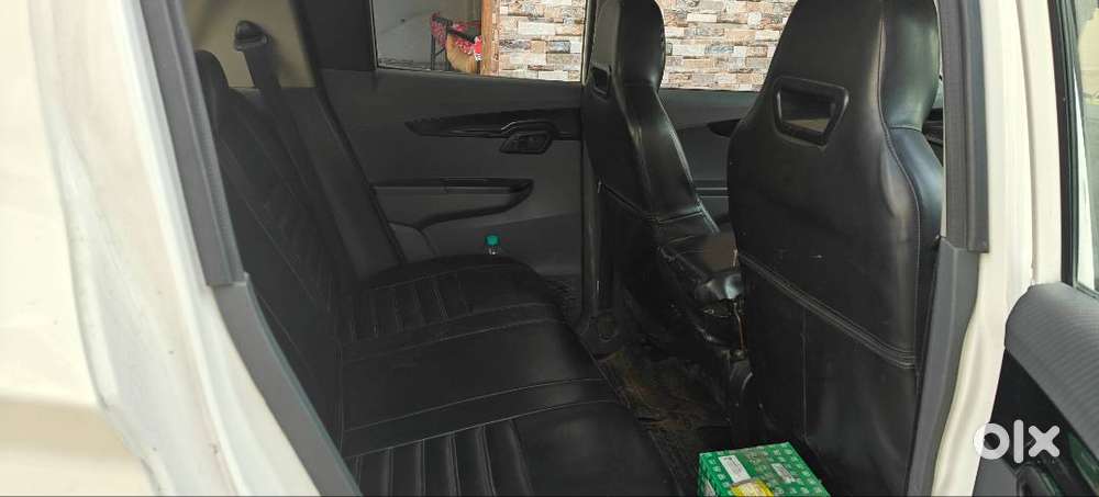 Mahindra Kuv 100 2018 Petrol Well Maintained