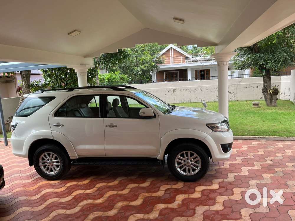 Toyota Fortuner 2013 Diesel 89600 Km Driven Only