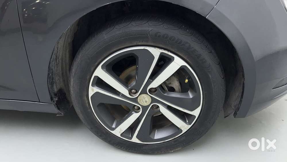 Tata Altroz 1.5 Xz Plus Diesel, 2021, Diesel