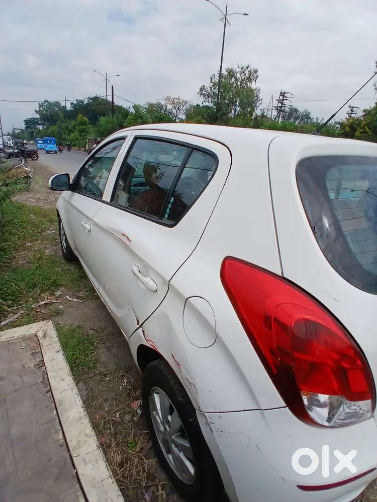 Hyundai I20 Spotz 2013 Year