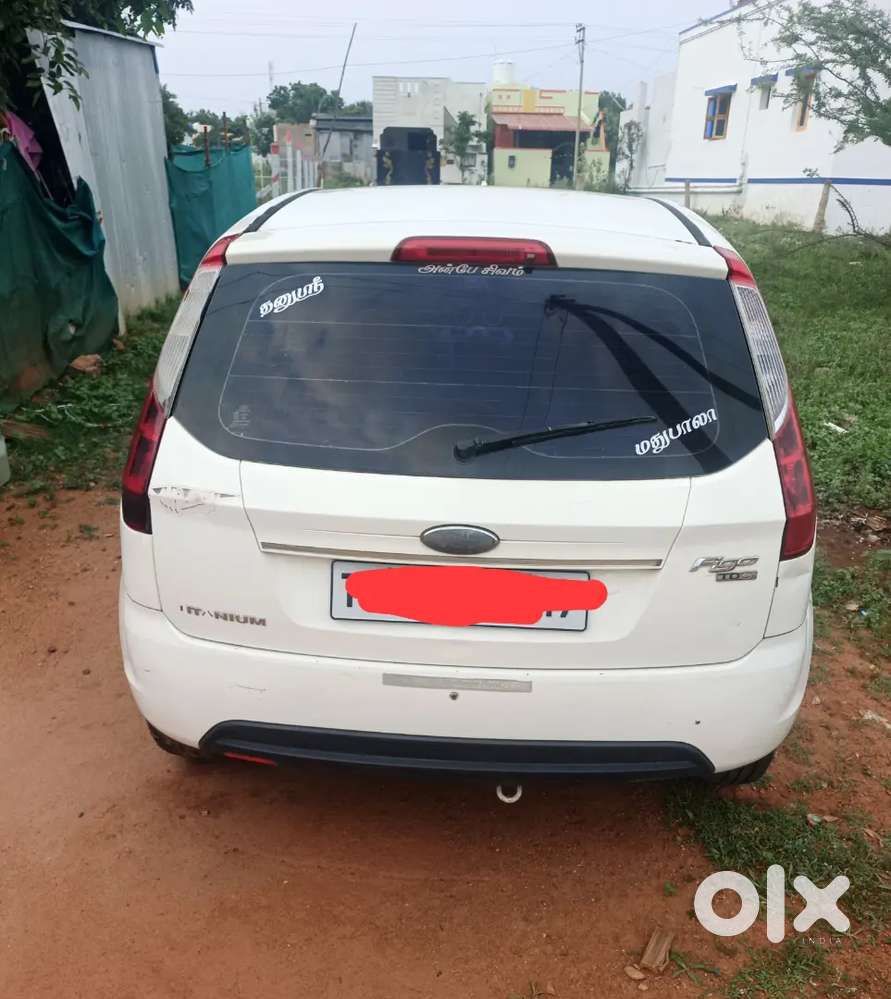 Ford Figo Petrol Titanium 2010
