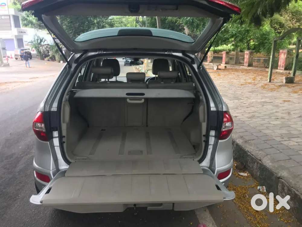 4x4 Auto Transmission Luxury Car