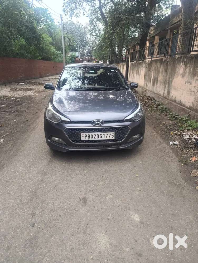 Hyundai Elite I20 2017 Petrol 65000 Km Driven