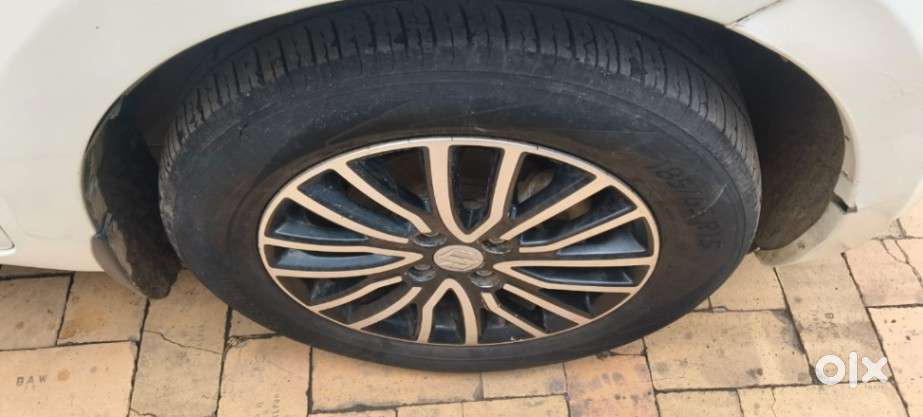 Maruti Suzuki Swift Vxi + Manual, 2022, Petrol