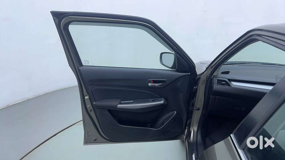 Maruti Suzuki Swift 1.3 Zxi, 2023, Petrol