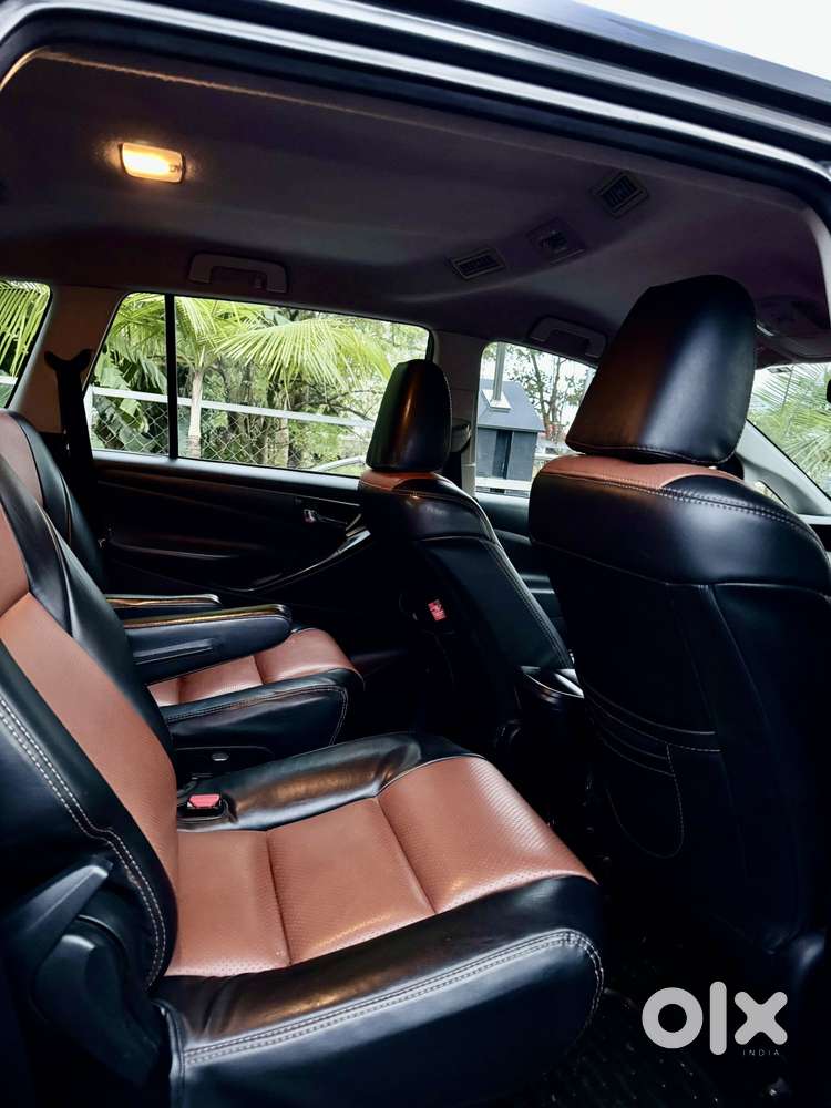 Toyota Innova Crysta 2.8 Gx At, 2017, Diesel
