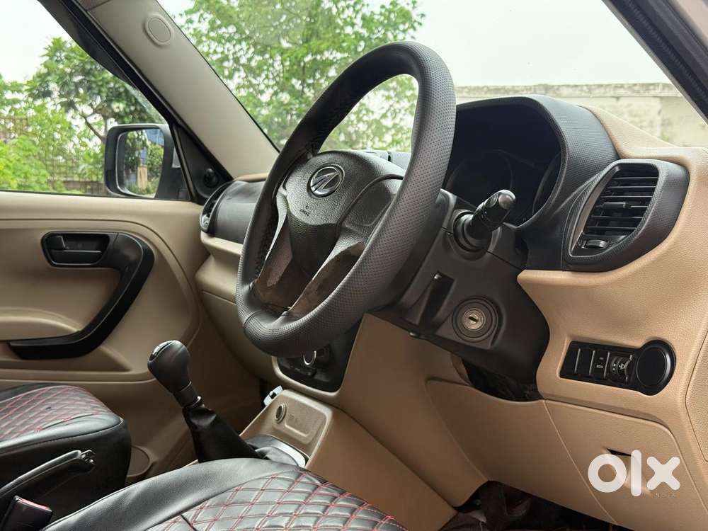 Mahindra Tuv 300 T4 Plus, 2018, Diesel