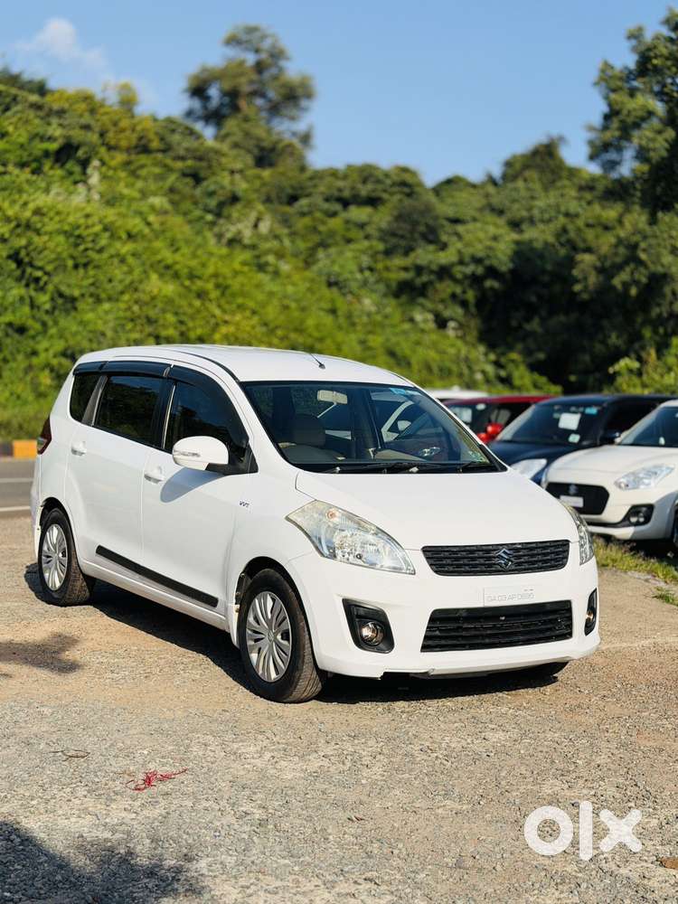 Maruti Suzuki Ertiga Vxi Abs, 2014, Petrol