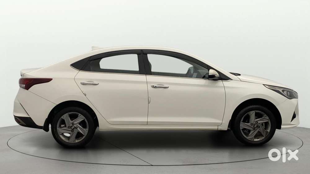 Hyundai Verna 1.5 Sx Vtvt, 2022, Petrol