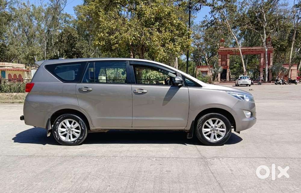 Toyota Innova Crysta 2.4 Gx Limited Edition 7 Str, 2017, Diesel