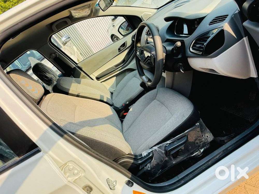 Tata Tiago 1.05 Revotorq Xt, 2025, Petrol