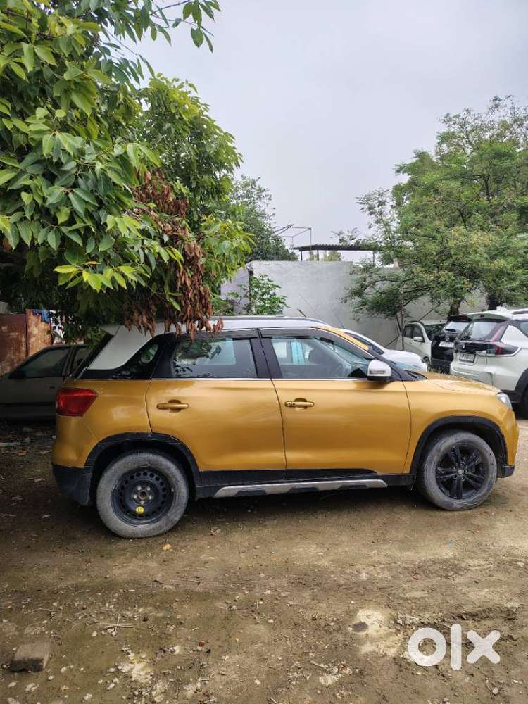 Maruti Suzuki Brezza Zdi+ Dual Tone, 2019, Diesel