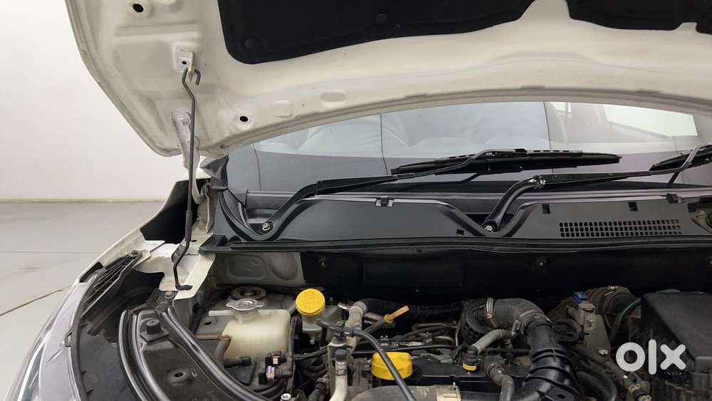 Nissan Magnite 1.0 Xv Turbo Cvt, 2022, Petrol