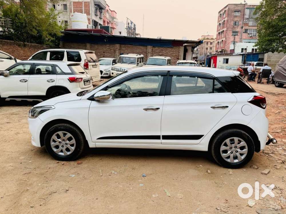Hyundai Elite I20 Sportz (o) 1.2, 2018, Petrol