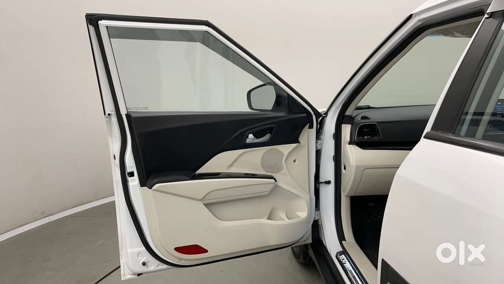 Mahindra Xuv 3xo Ax5l 1.2 Petrol At, 2024, Petrol