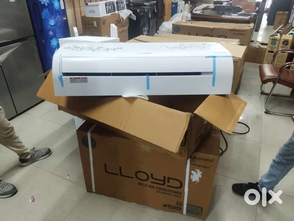 NEW LLOYD AC 1.5 TON 3 STRA WITH BILL WARRENTY WHOLESALE PRICE