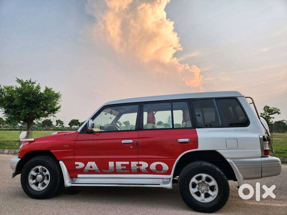 Mitsubishi Pajero 2.8 Sfx Bsiv Dual Tone, 2011, Diesel