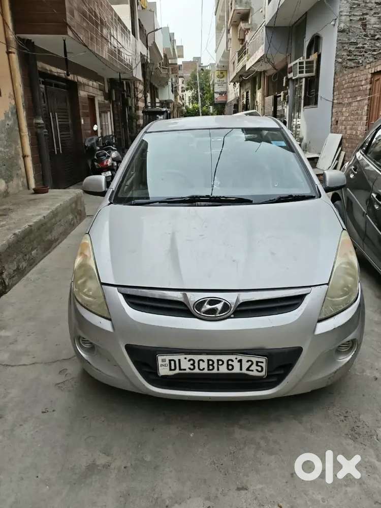 Good Condition  Hyundai I20 Magna 2011 With Manual Transmission