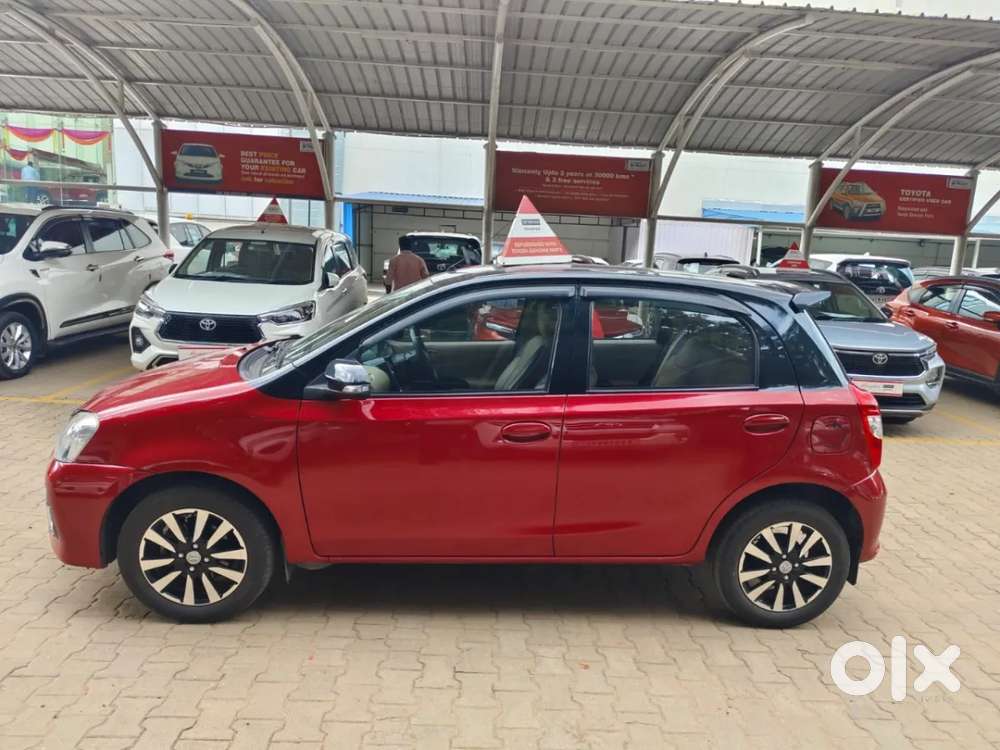 Toyota Etios Liva Vx Dual Tone, 2019, Petrol