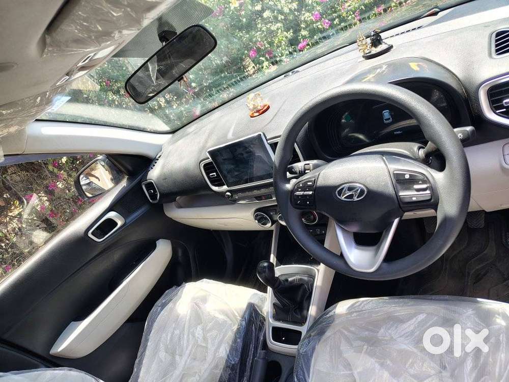 Hyundai Venue 1.2 S Plus, 2025, Petrol