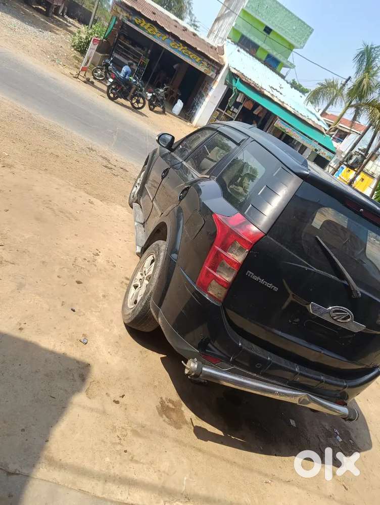 Mahindra Xuv500 2014 Diesel 120000 Km Driven