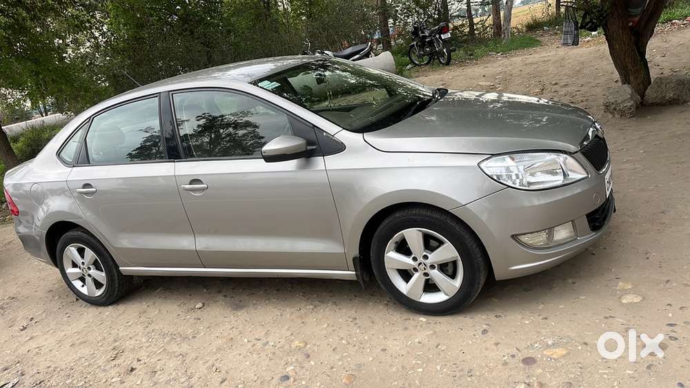Skoda Rapid Onyx 2016 Petrol Manual