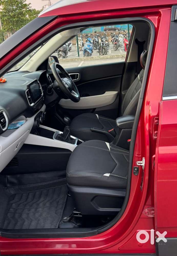 Hyundai Venue S, 2022, Petrol