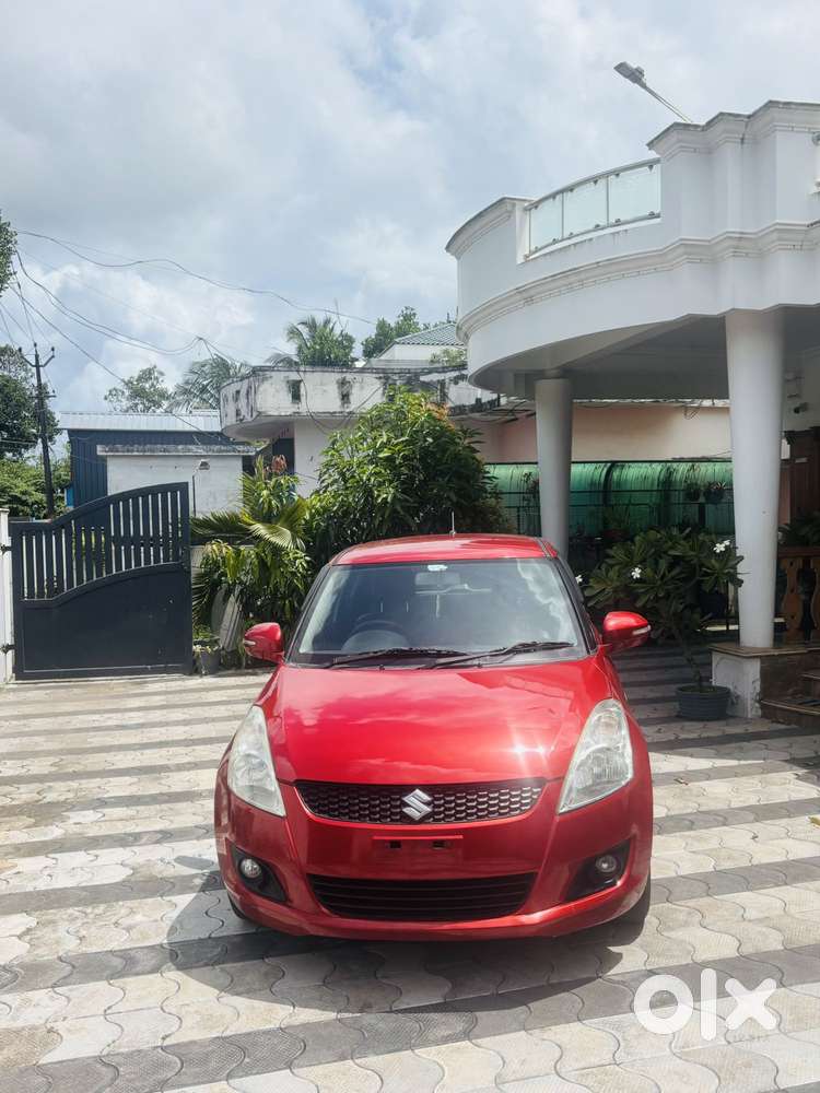 Maruti Suzuki Swift Vxi Optional, 2013, Petrol