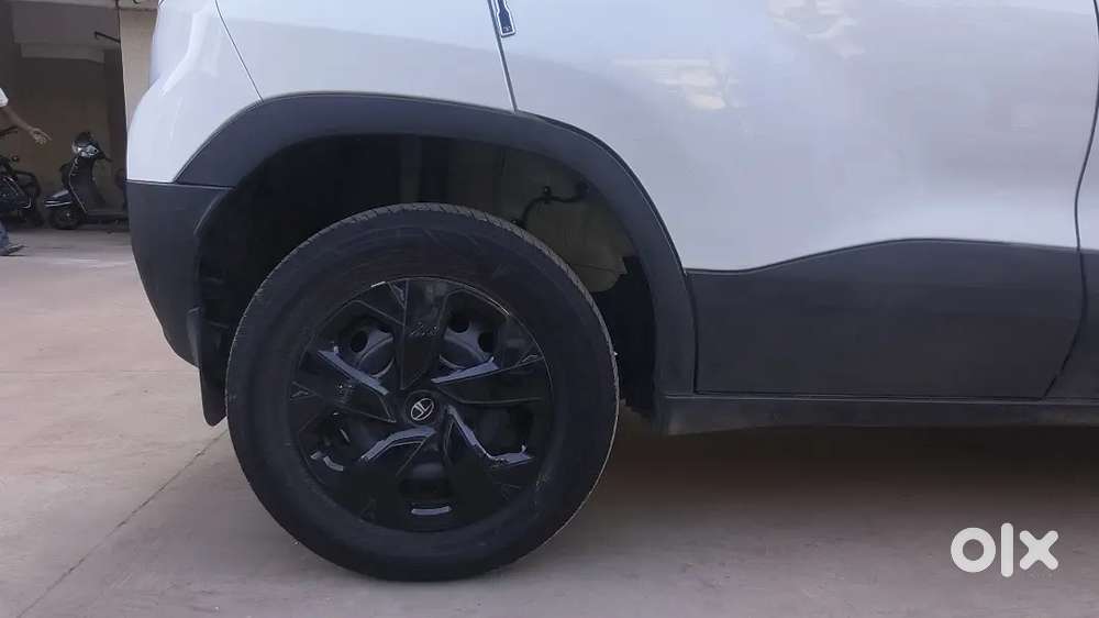 Tata Punch Cng & Hybrids Well Maintained